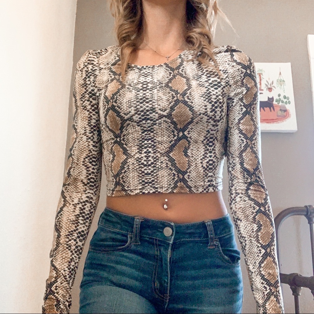 Long sleeve snake skin shirt